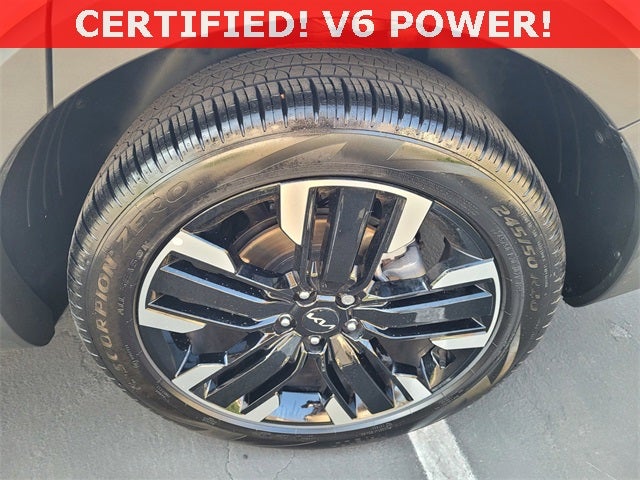 2025 Kia Telluride SX Captain's Chairs Pkg.