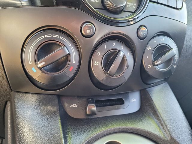 2014 Mazda Mazda2 Sport