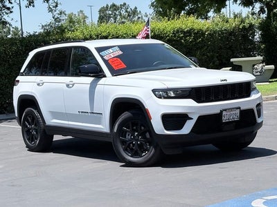 2025 Jeep Grand Cherokee Altitude
