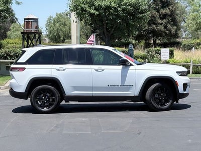 2025 Jeep Grand Cherokee Altitude