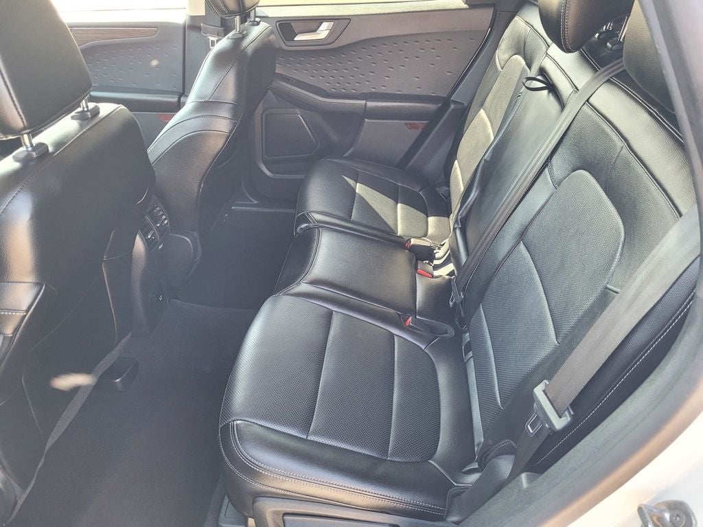 2020 Ford Escape Titanium Hybrid