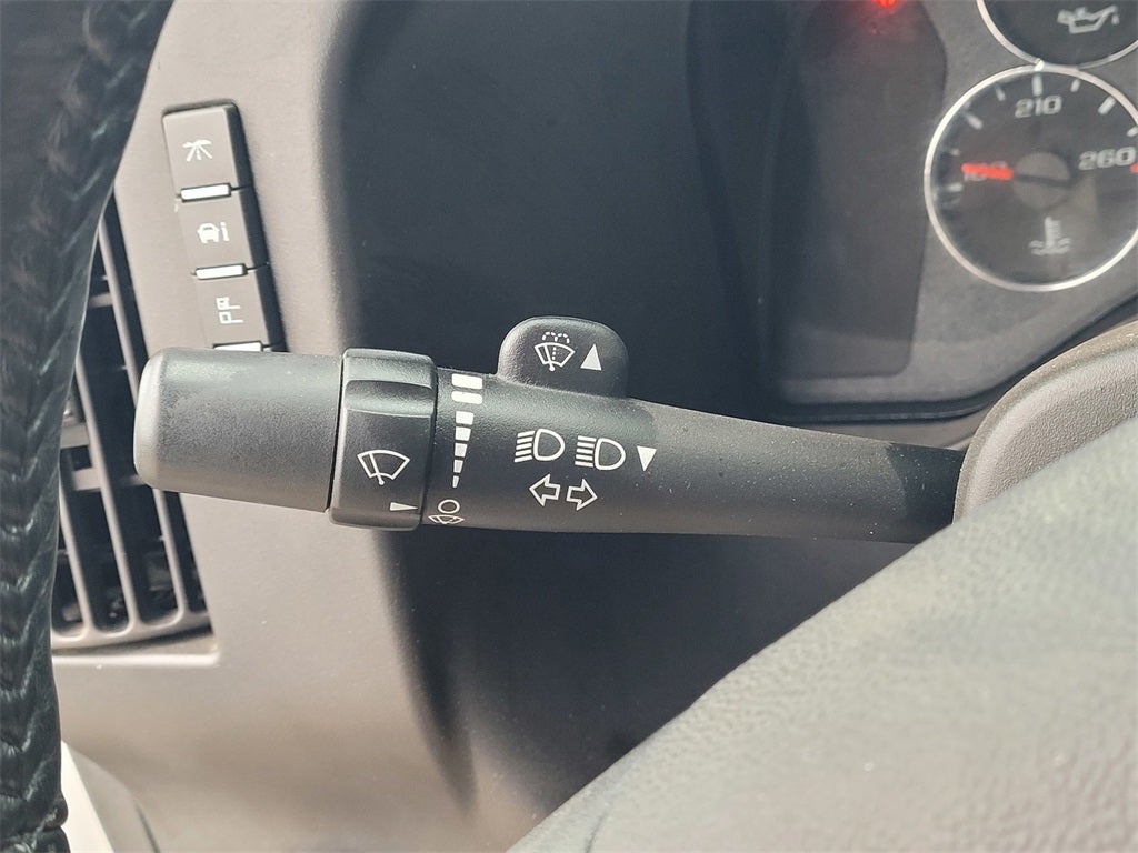 2023 GMC Savana 3500 LS