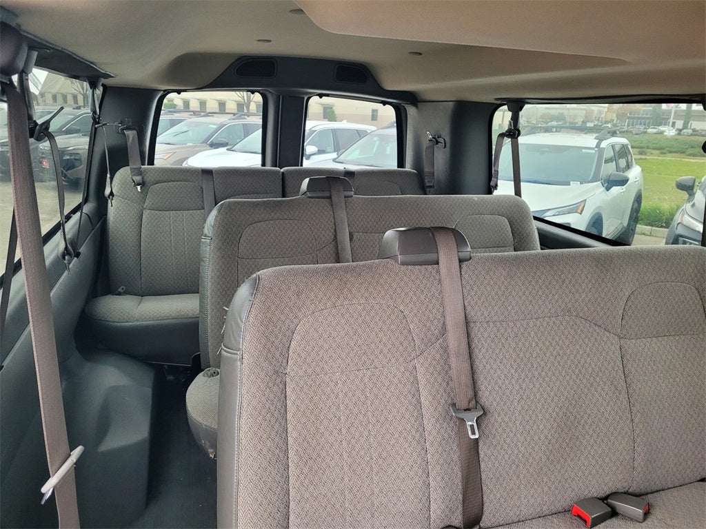 2023 GMC Savana 3500 LS