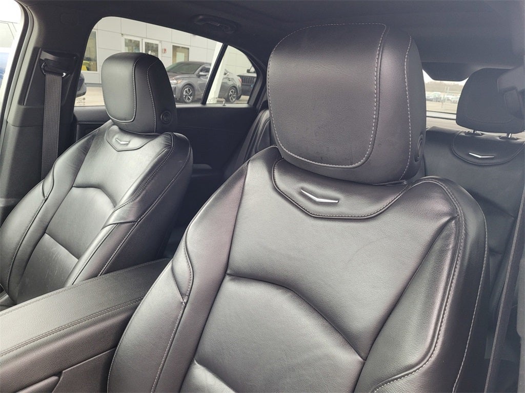 2019 Cadillac XT4 Premium Luxury