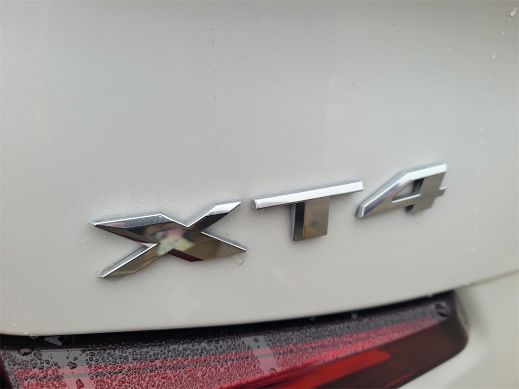 2019 Cadillac XT4 Premium Luxury