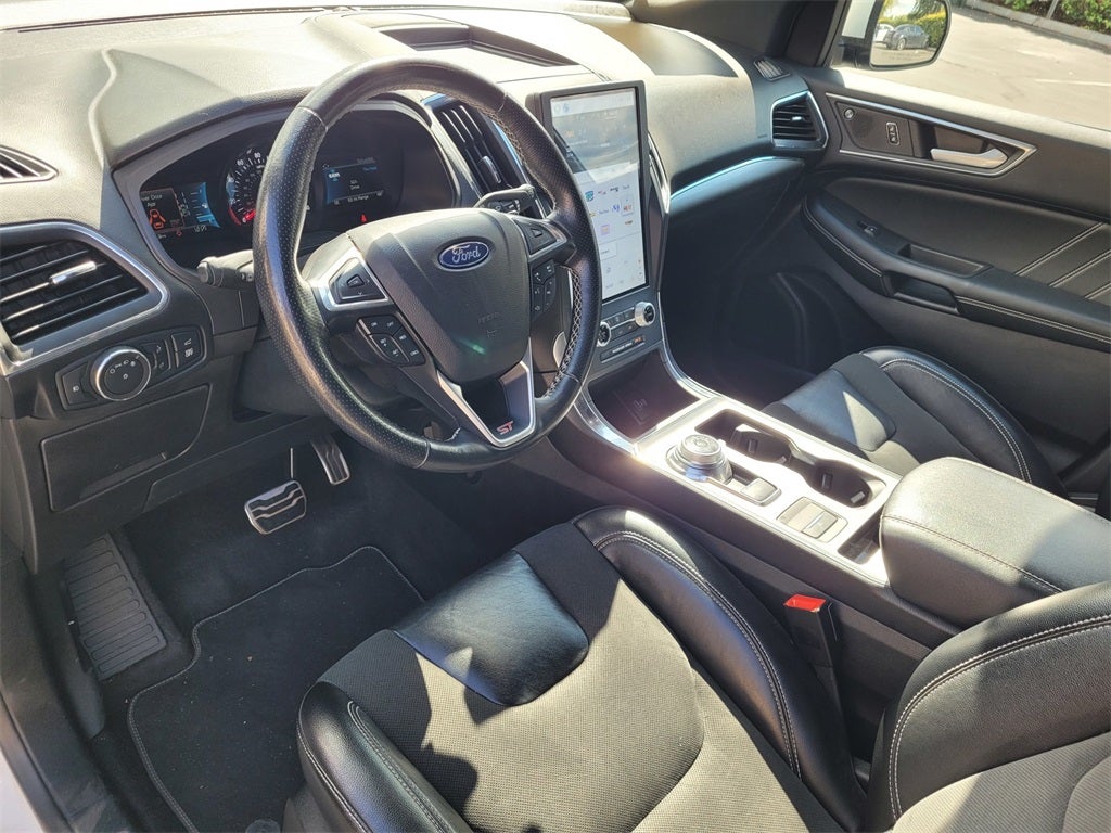 2022 Ford Edge ST