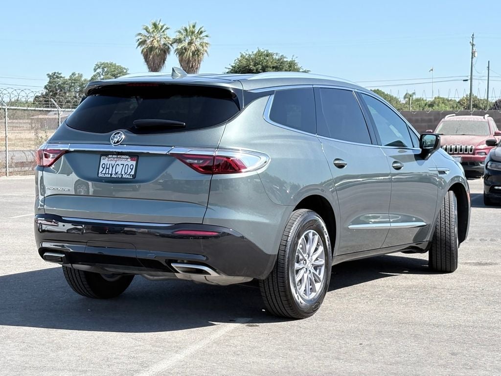 2024 Buick Enclave Essence