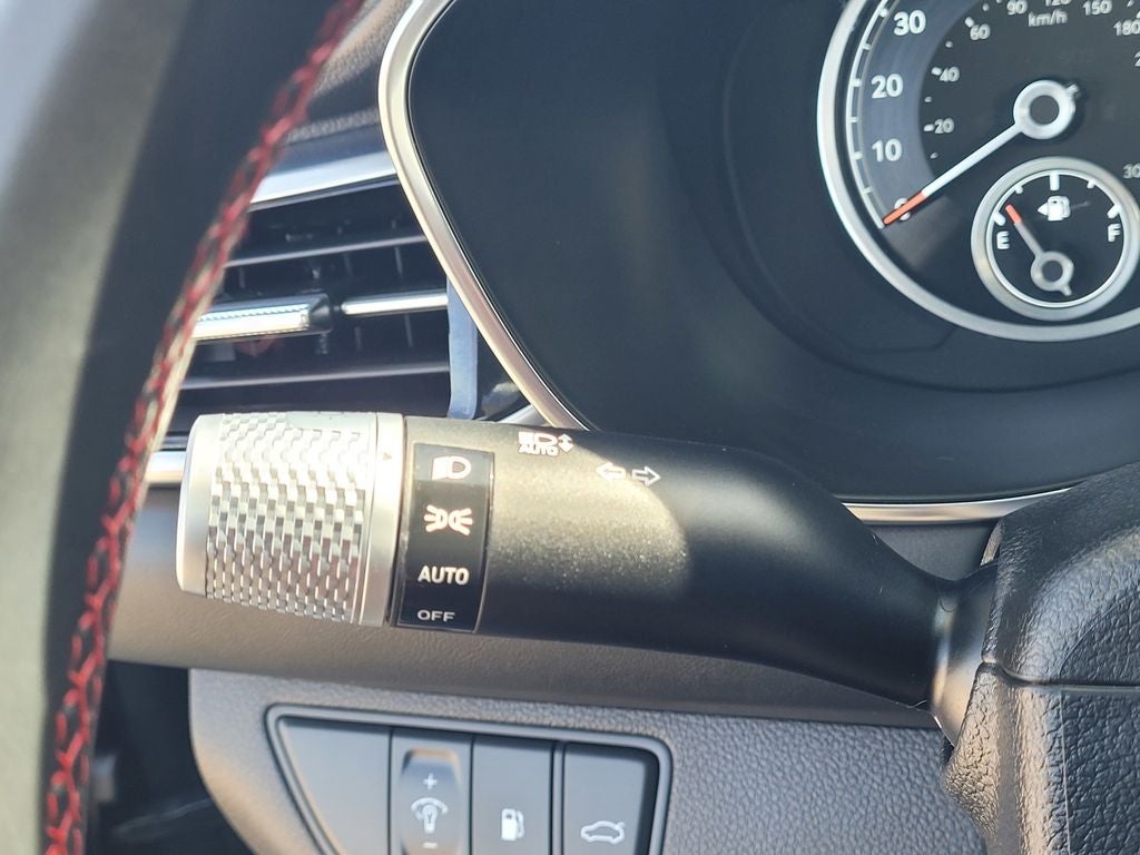 2024 Genesis G70 2.5T