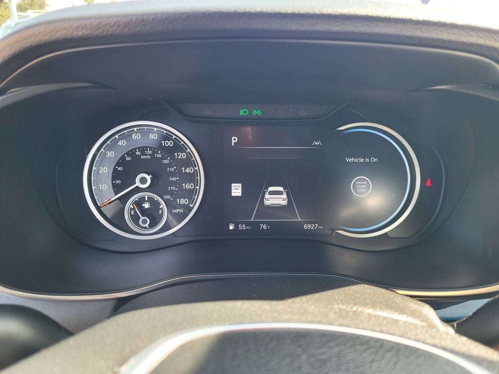 2024 Genesis G70 2.5T