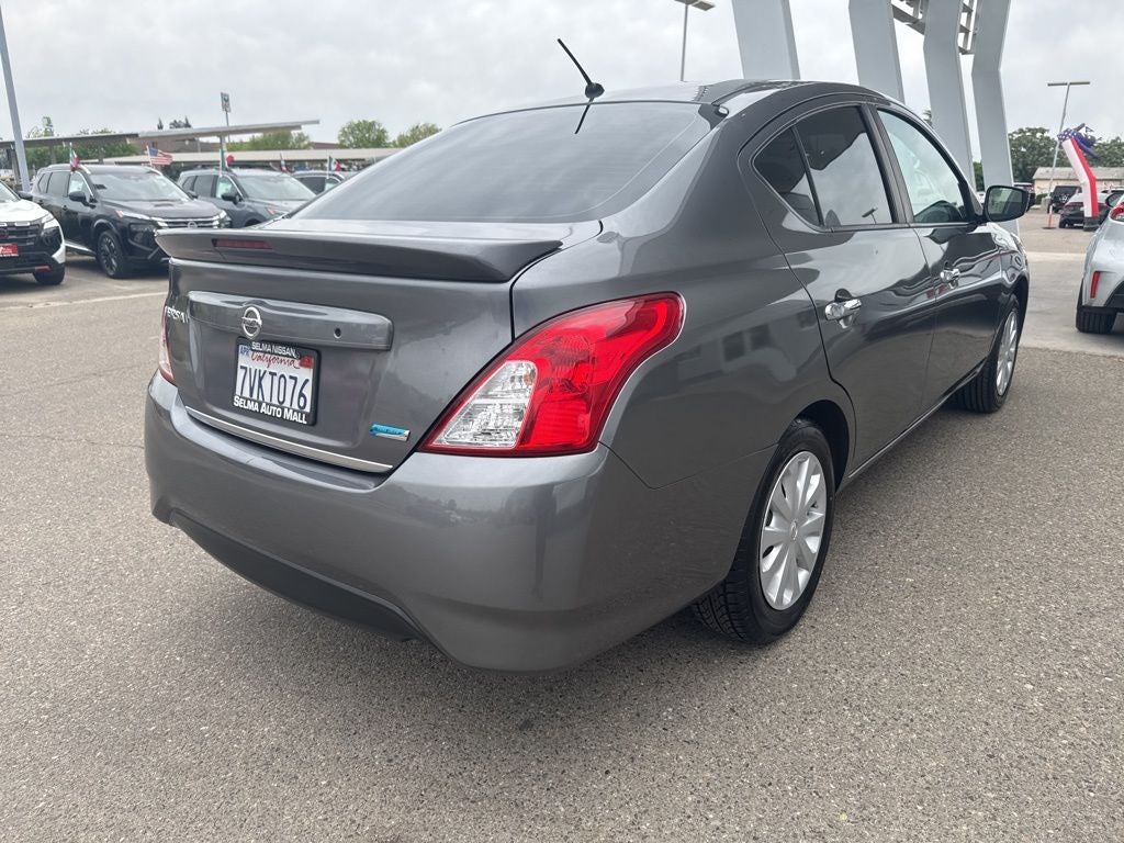 2016 Nissan Versa 1.6 SV