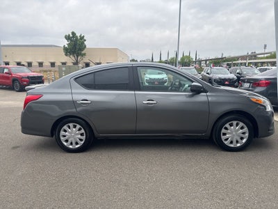 2016 Nissan Versa 1.6 SV