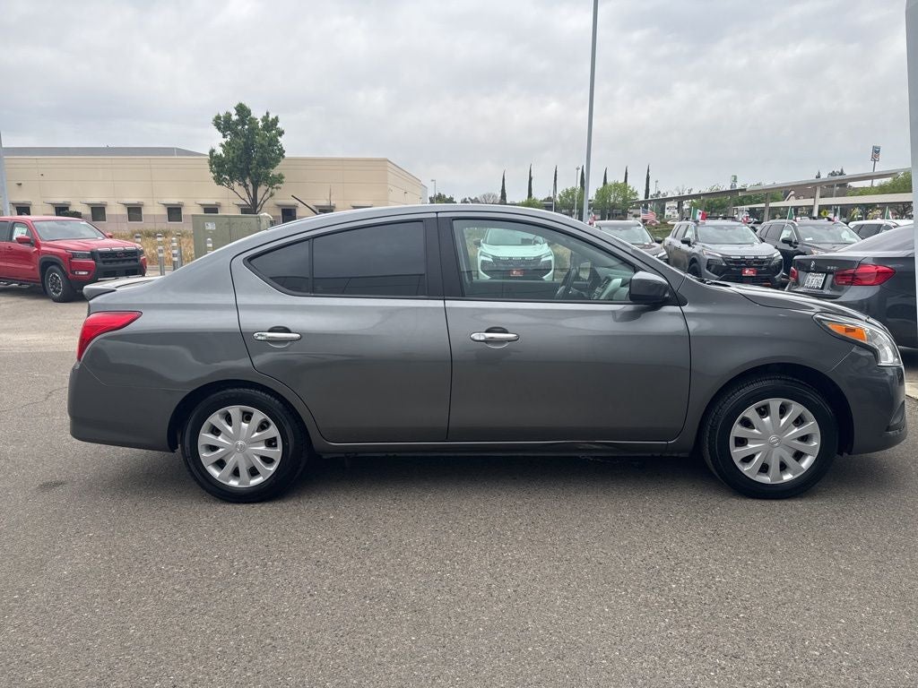2016 Nissan Versa 1.6 SV
