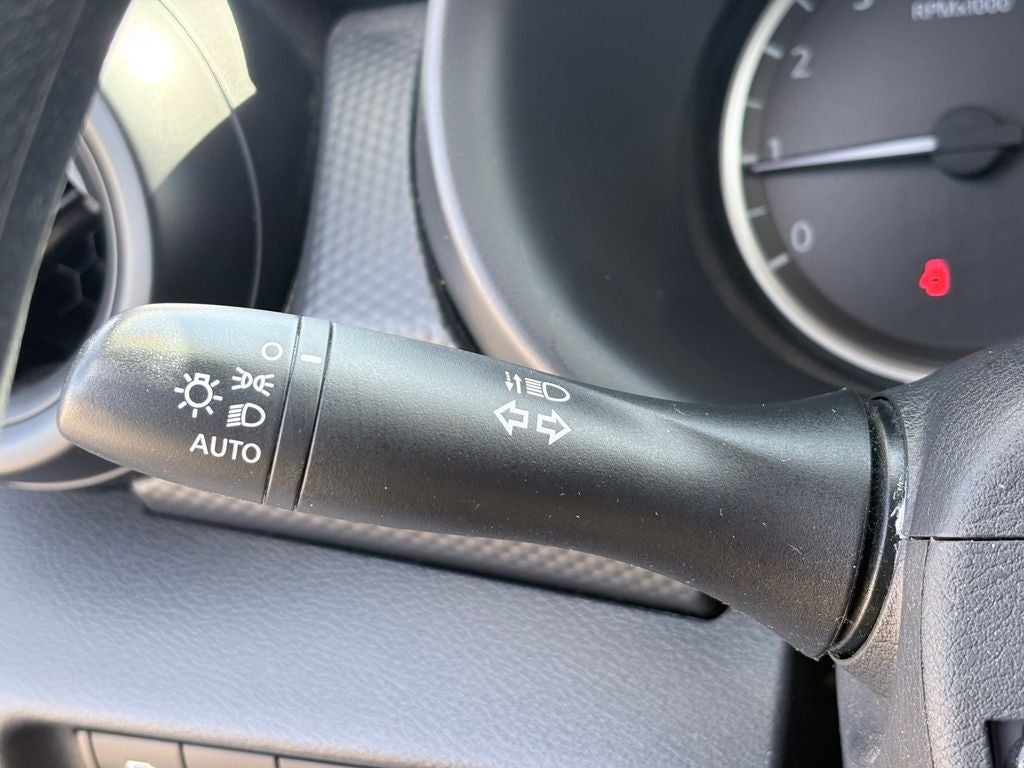 2023 Nissan Kicks S