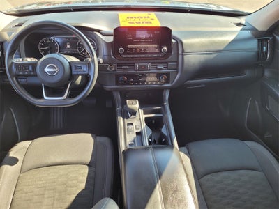 2024 Nissan Pathfinder S