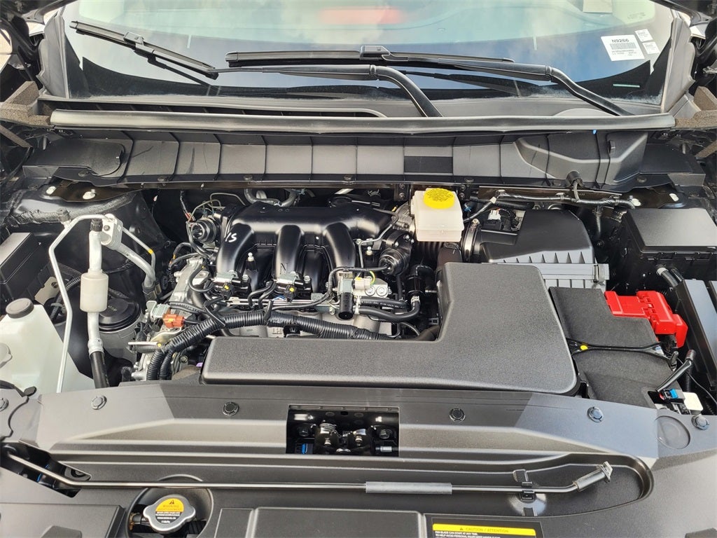 2025 Nissan Pathfinder S