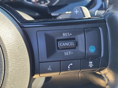 2023 Nissan Pathfinder SV