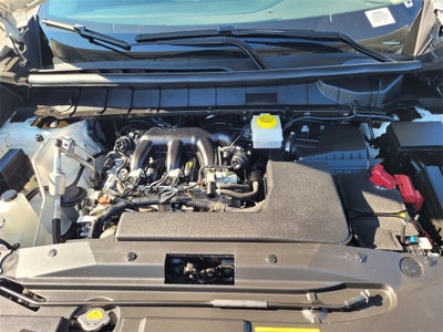 2023 Nissan Pathfinder SV