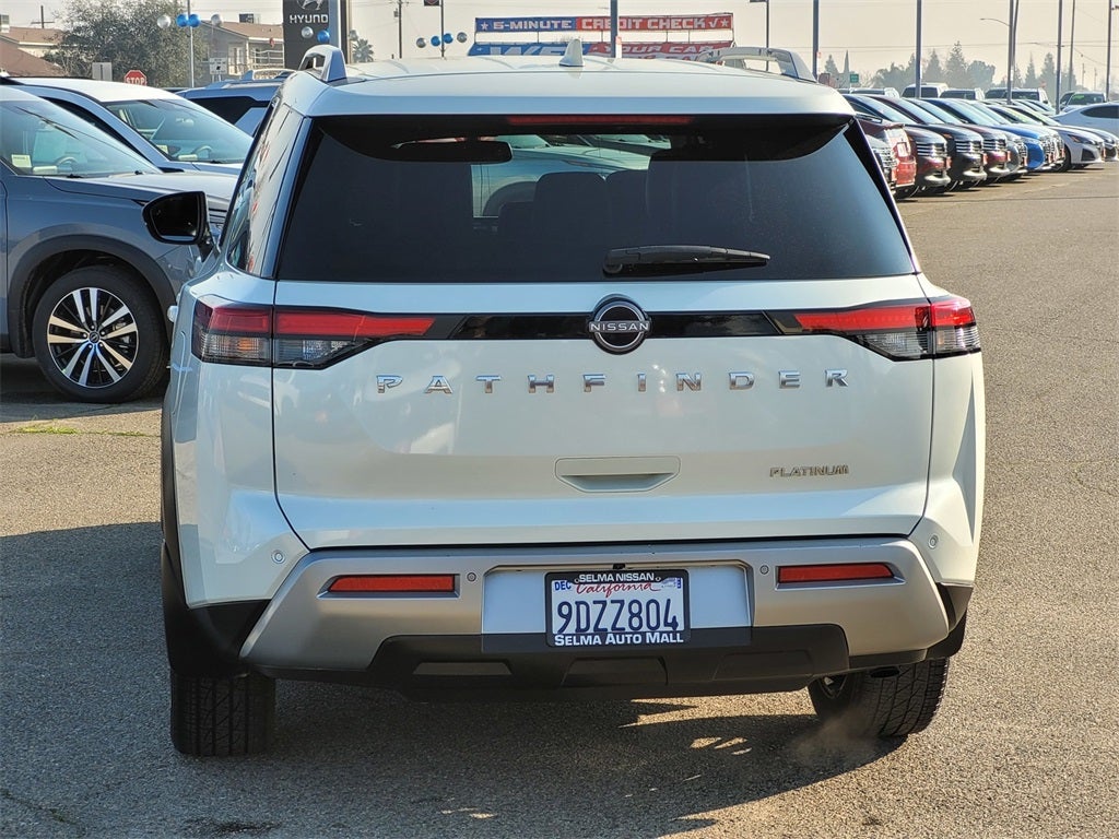 2022 Nissan Pathfinder Platinum