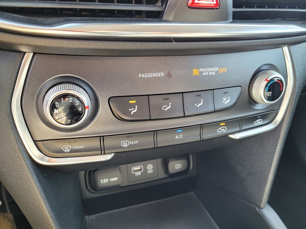 2020 Hyundai Santa Fe SE