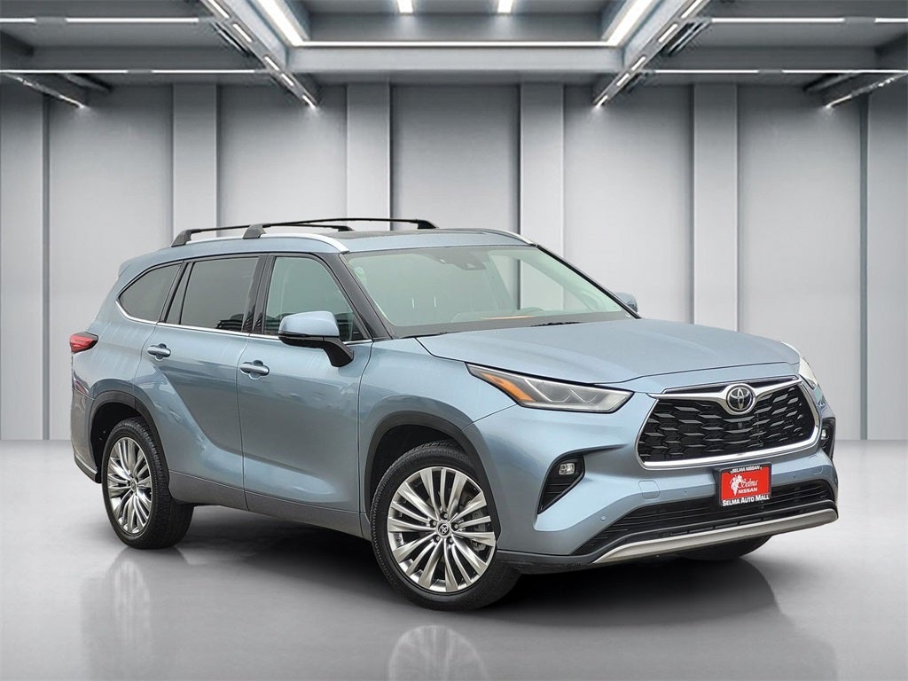 2022 Toyota Highlander Platinum