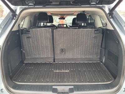 2022 Toyota Highlander Platinum