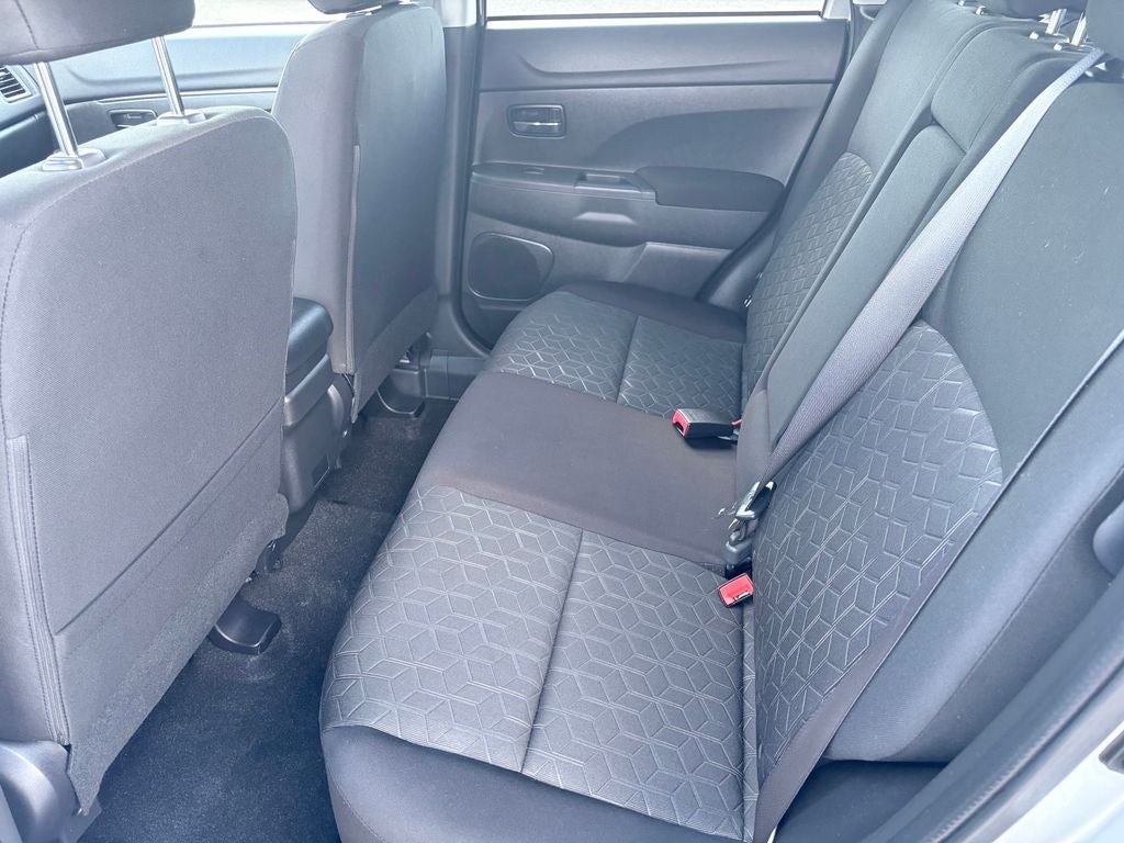 2025 Mitsubishi Outlander Sport 2.0 LE