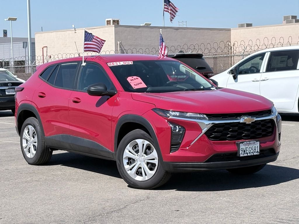 2026 Chevrolet Trax LS