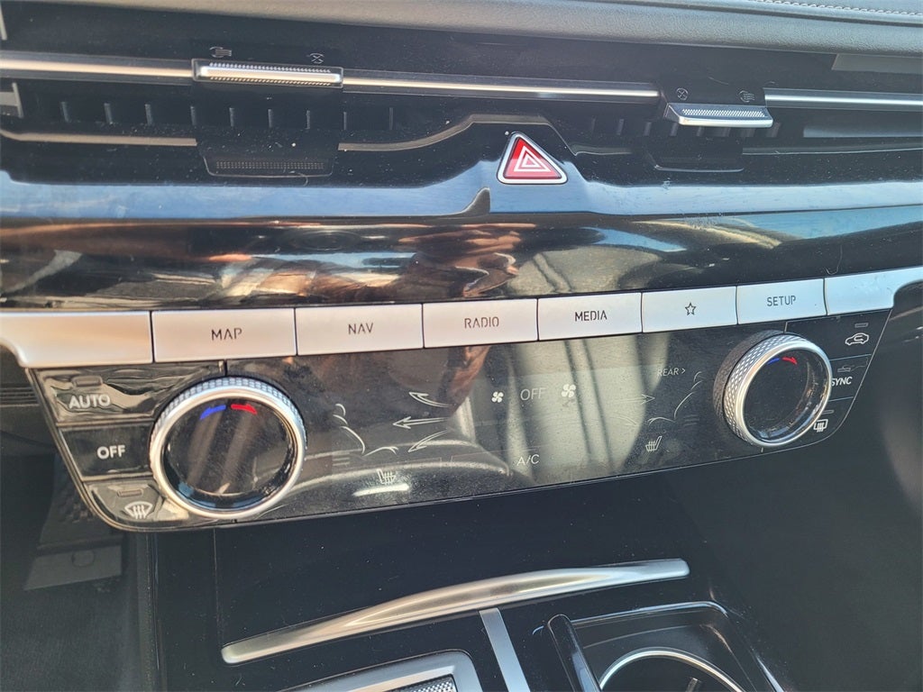 2023 Genesis G80 2.5T