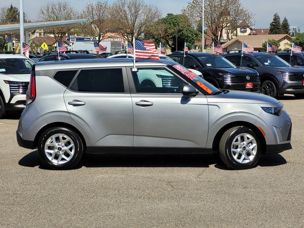 2025 Kia Soul LX